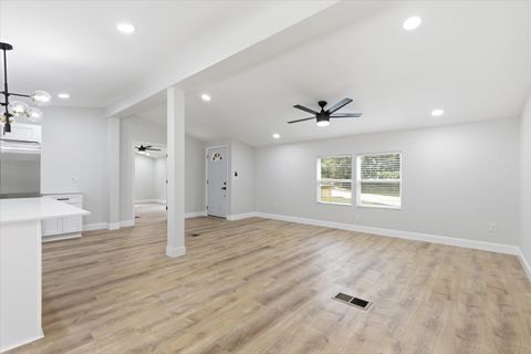 Tiny photo for 207 Fleetwood Street, Tallahassee, FL 32305 (MLS # 398091)
