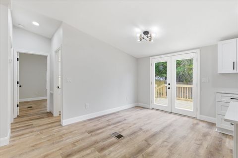 Tiny photo for 207 Fleetwood Street, Tallahassee, FL 32305 (MLS # 398091)