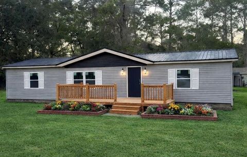 Photo of 207 Fleetwood Street, Tallahassee, FL 32305 (MLS # 398091)