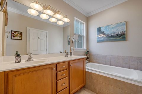 Tiny photo for 2031 WINDSOR OAKS Court, Tallahassee, FL 32308 (MLS # 396917)