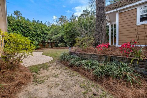 Tiny photo for 2031 WINDSOR OAKS Court, Tallahassee, FL 32308 (MLS # 396917)