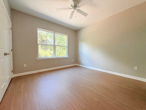 Tiny photo for 1733 S Beechwood Circle, Tallahassee, FL 32301 (MLS # 390327)