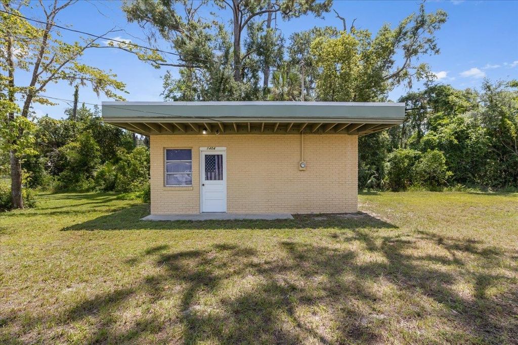 Photo of 1404 N Jefferson Street, Perry, FL 32347 (MLS # 389506)