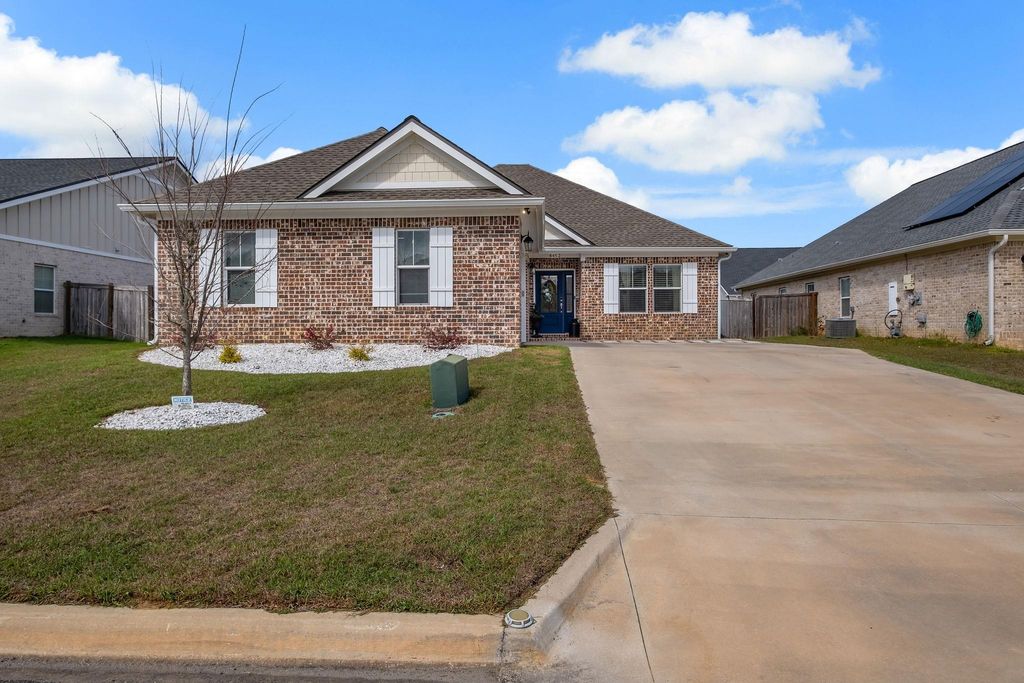 Photo of 4452 Summerfield Drive, Tallahassee, FL 32303 (MLS # 397046)