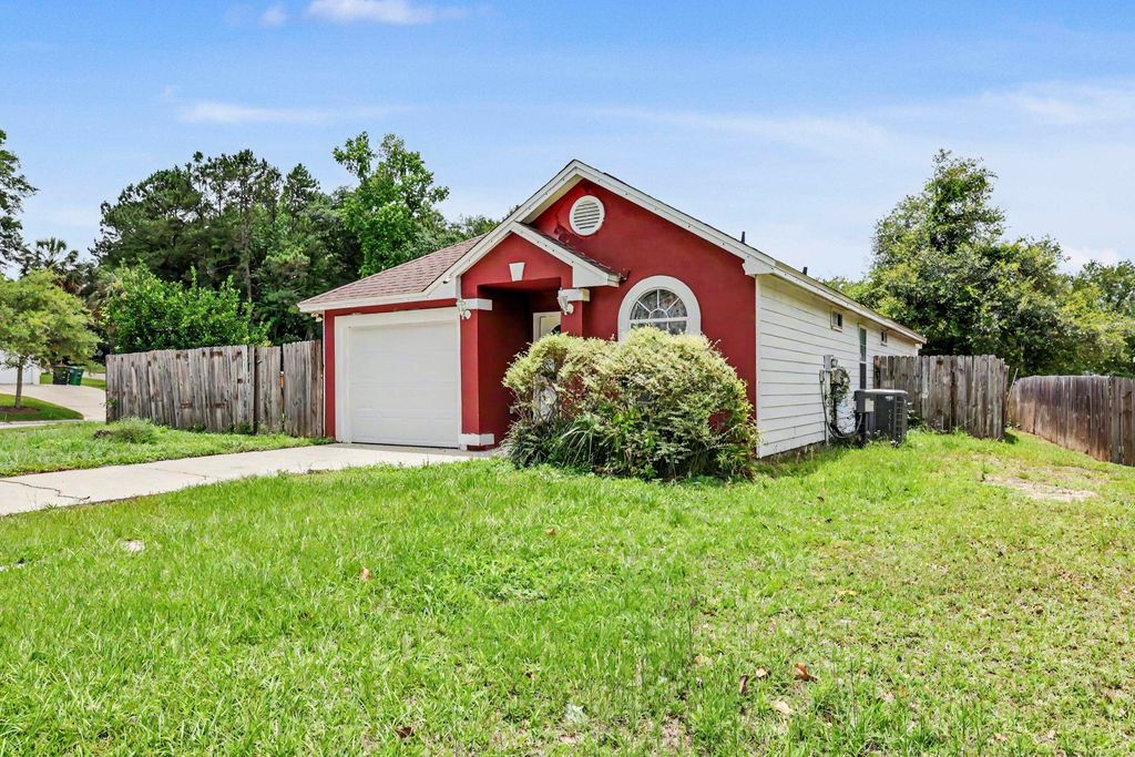 Photo of 3046 Layla Street, Tallahassee, FL 32303 (MLS # 400576)