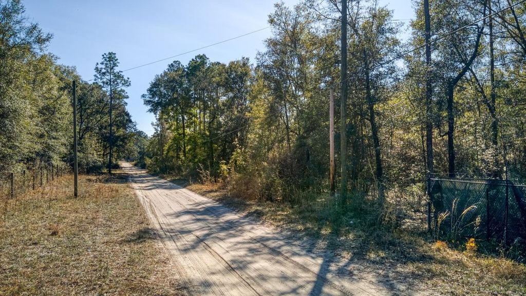 Photo of 0 Lesley St, Tallahassee, FL 32305 (MLS # 394831)