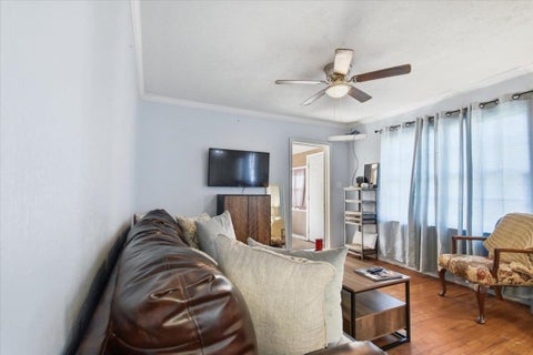 Tiny photo for 302 Fairfield Avenue, Tallahassee, FL 32305 (MLS # 402914)