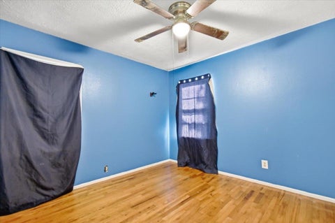 Tiny photo for 302 Fairfield Avenue, Tallahassee, FL 32305 (MLS # 402914)