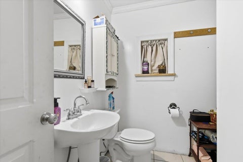 Tiny photo for 302 Fairfield Avenue, Tallahassee, FL 32305 (MLS # 402914)