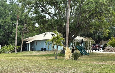 Tiny photo for 671 Suffolk Circle, Other Florida, FL 34275 (MLS # 401827)