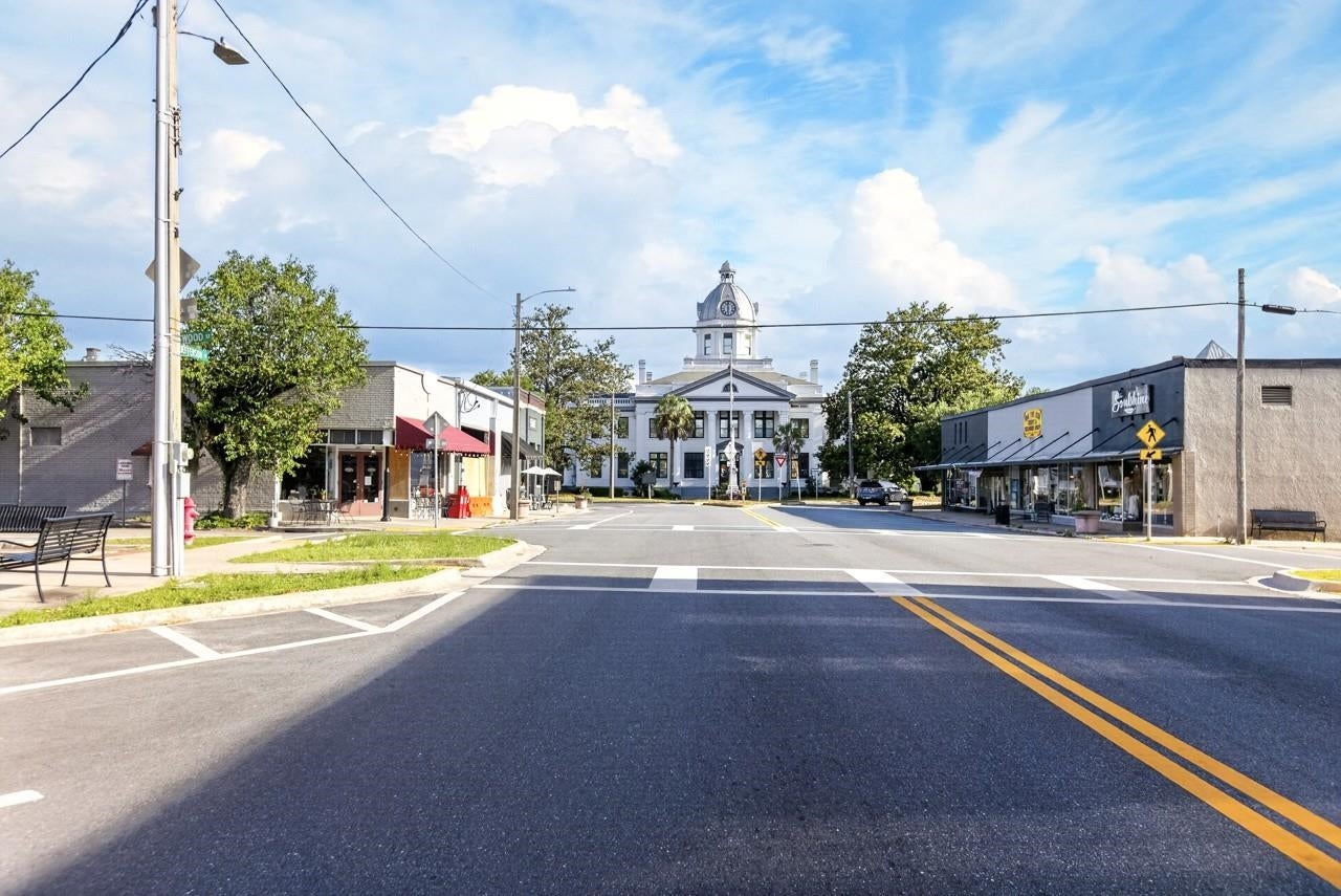 215 N Jefferson Street