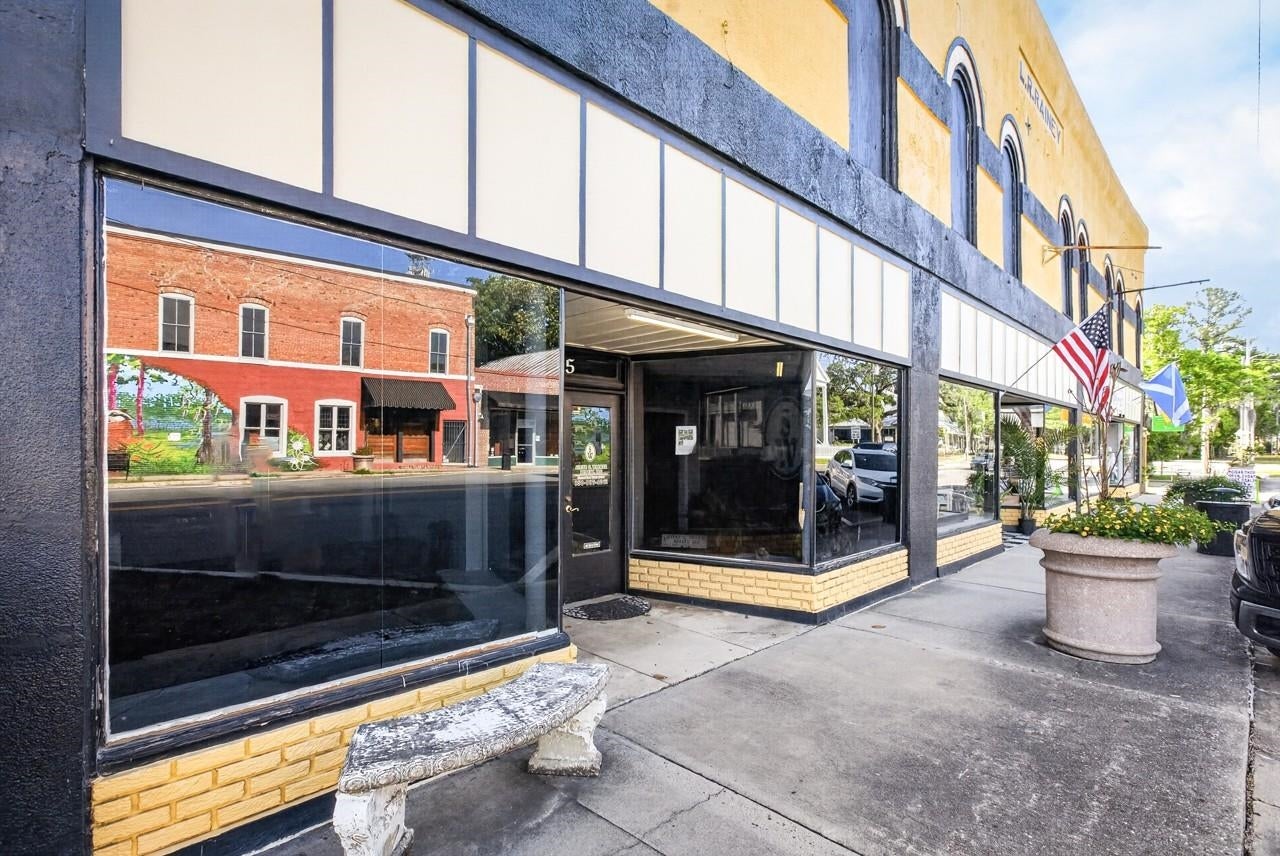215 N Jefferson Street