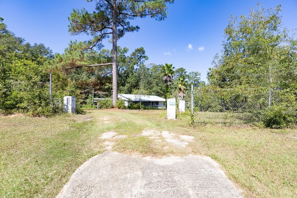 Photo of 1150 Old Lloyd Rd. Rd, Monticello, FL 32344 (MLS # 391935)