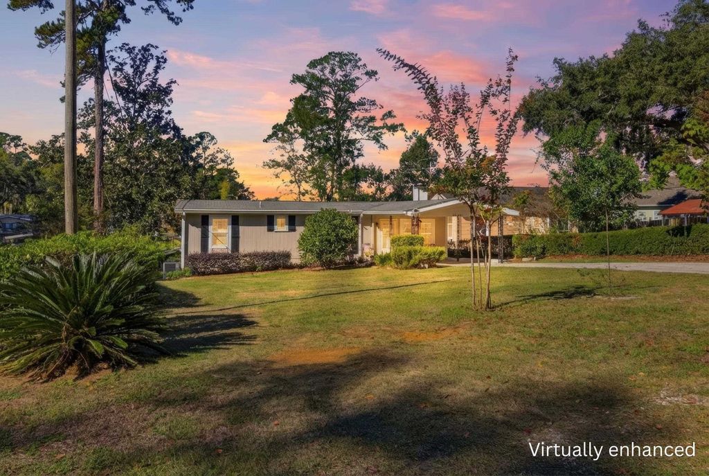 Photo of 24140 Lanier Street, Tallahassee, FL 32310 (MLS # 394703)