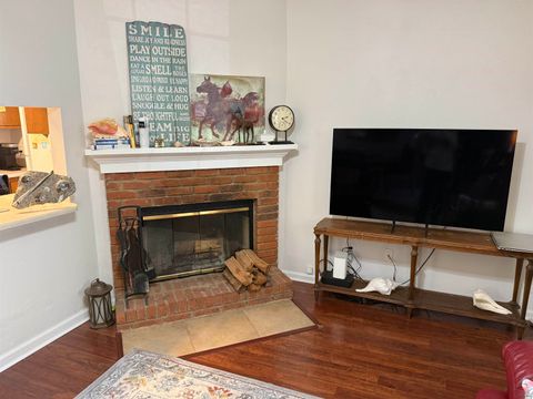 Tiny photo for 140 W Whetherbine Way, Tallahassee, FL 32301 (MLS # 393518)