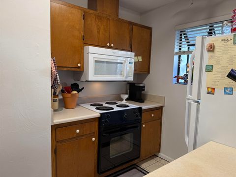 Tiny photo for 140 W Whetherbine Way, Tallahassee, FL 32301 (MLS # 393518)