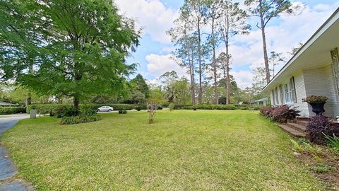 Tiny photo for 102 Sandra Street St, Thomasville, GA 31792 (MLS # 398119)