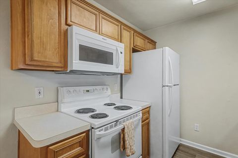 Tiny photo for 2525 Hartsfield Road Unit 20 Rd, Tallahassee, FL 32303 (MLS # 395361)