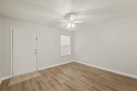 Tiny photo for 2525 Hartsfield Road Unit 20 Rd, Tallahassee, FL 32303 (MLS # 395361)