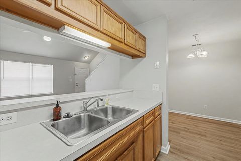 Tiny photo for 2525 Hartsfield Road Unit 20 Rd, Tallahassee, FL 32303 (MLS # 395361)