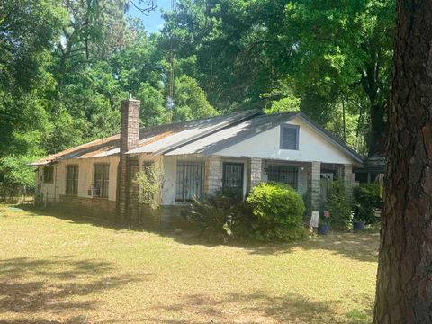 Tiny photo for 4173 Woodville Highway, Tallahassee, FL 32305 (MLS # 398413)