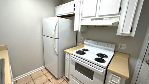 Tiny photo for 803 Timbers Court, Tallahassee, FL 32304 (MLS # 399675)