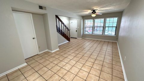 Tiny photo for 803 Timbers Court, Tallahassee, FL 32304 (MLS # 399675)