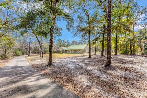 A home in Crawfordville