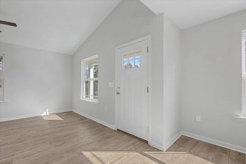 Tiny photo for 2002 Pasco Street, Tallahassee, FL 32310 (MLS # 392149)