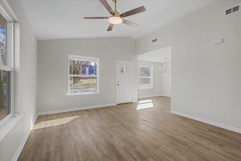 Tiny photo for 2002 Pasco Street, Tallahassee, FL 32310 (MLS # 392149)