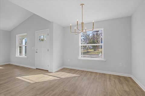 Tiny photo for 2002 Pasco Street, Tallahassee, FL 32310 (MLS # 392149)