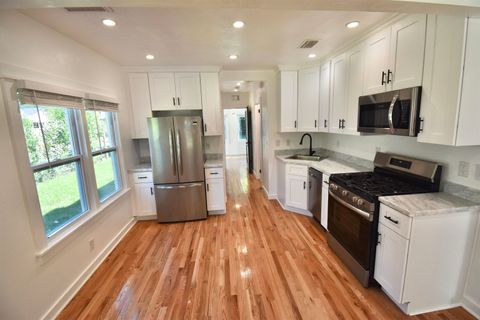 Tiny photo for 1529 Green Street, Tallahassee, FL 32303 (MLS # 392567)