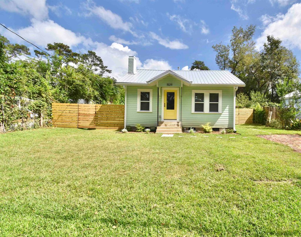 Photo for 1529 Green Street, Tallahassee, FL 32303 (MLS # 392567)