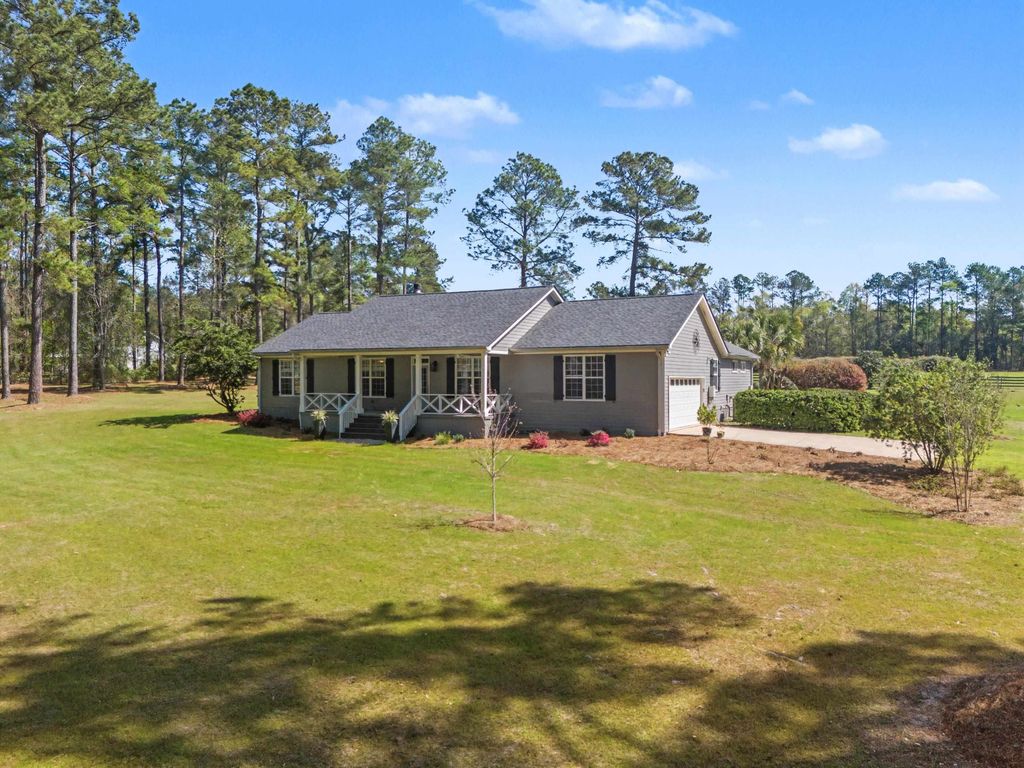 Photo of 900 Ridge Road, Monticello, FL 32344 (MLS # 397201)