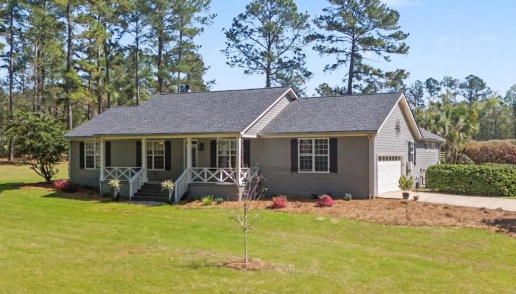 Photo of 900 Ridge Road, Monticello, FL 32344 (MLS # 397201)