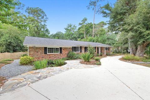 Tiny photo for 1101 Waverly Road, Tallahassee, FL 32312 (MLS # 391179)