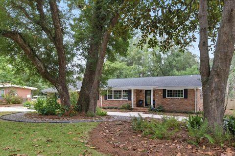 Tiny photo for 1101 Waverly Road, Tallahassee, FL 32312 (MLS # 391179)