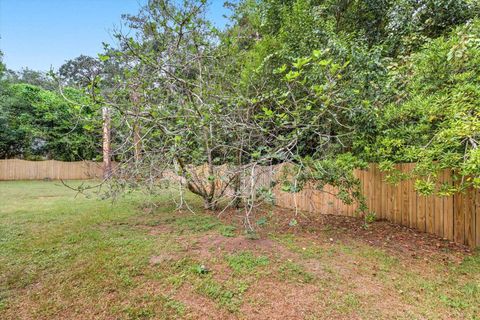 Tiny photo for 1101 Waverly Road, Tallahassee, FL 32312 (MLS # 391179)