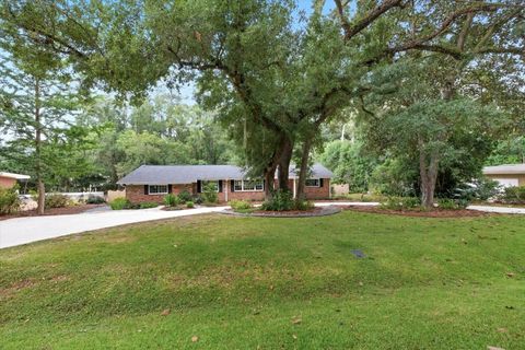 Tiny photo for 1101 Waverly Road, Tallahassee, FL 32312 (MLS # 391179)