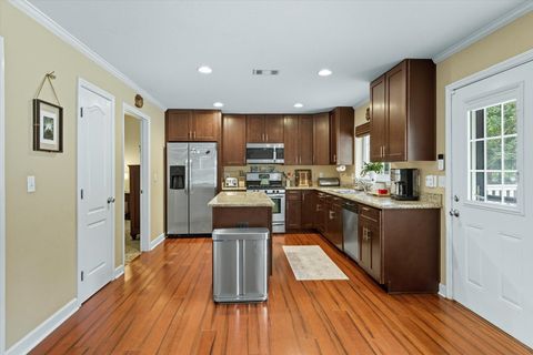 Tiny photo for 1101 Waverly Road, Tallahassee, FL 32312 (MLS # 391179)