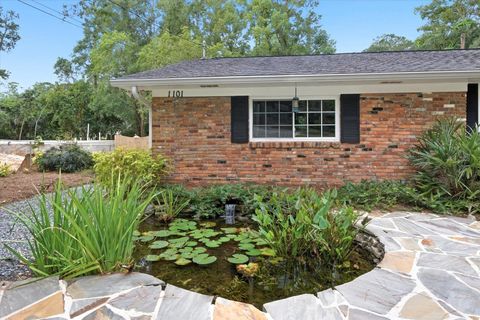 Tiny photo for 1101 Waverly Road, Tallahassee, FL 32312 (MLS # 391179)