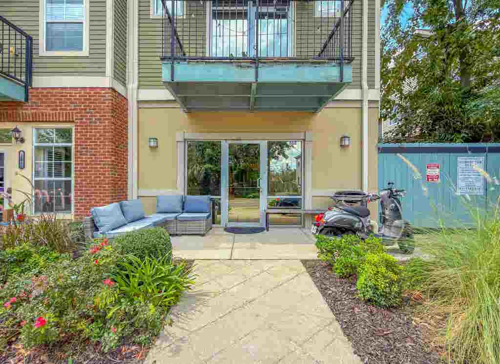 Photo of 415 Saint Francis Street #302, Tallahassee, FL 32301 (MLS # 402656)