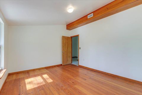 listing image 26