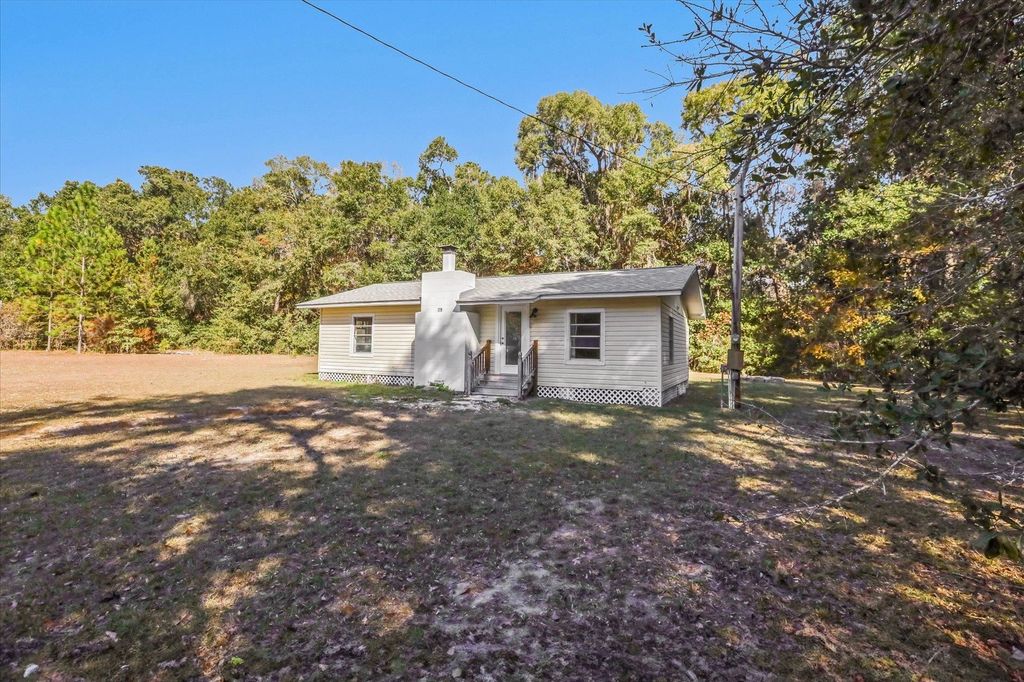 Photo of 179 Davidson Street, Quincy, FL 32351 (MLS # 393430)