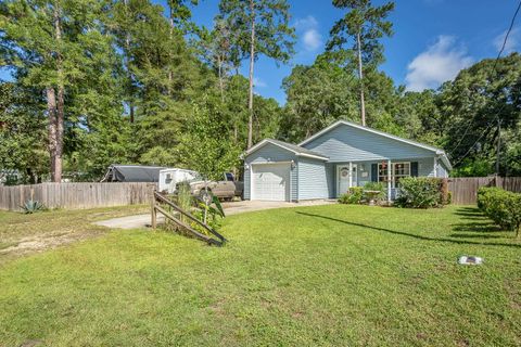 A home in Crawfordville