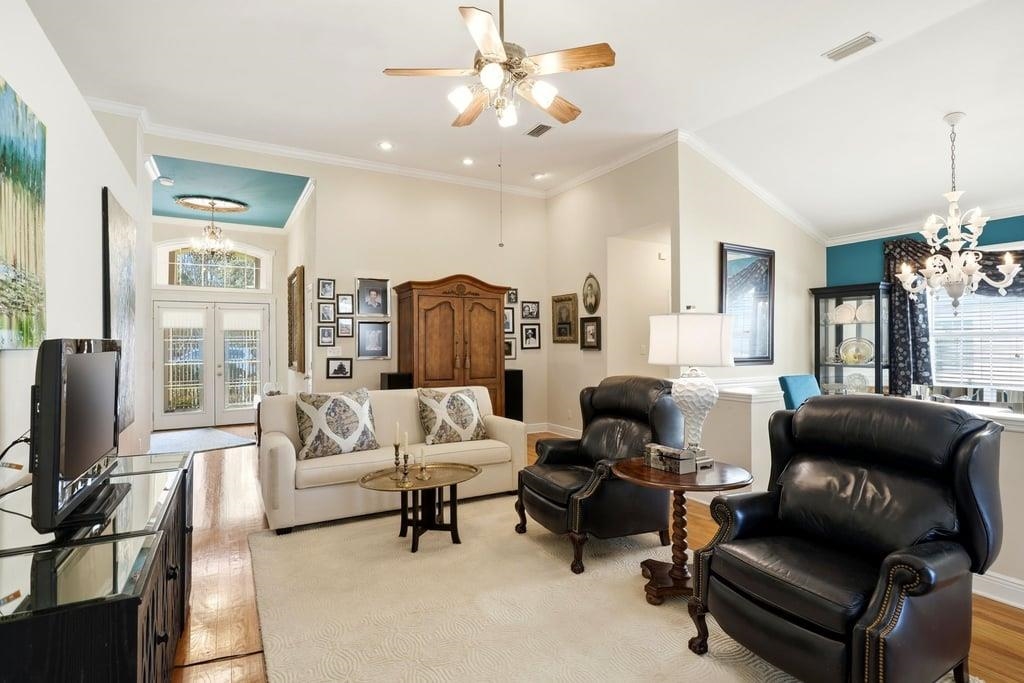 3438 Cameron Chase Dr