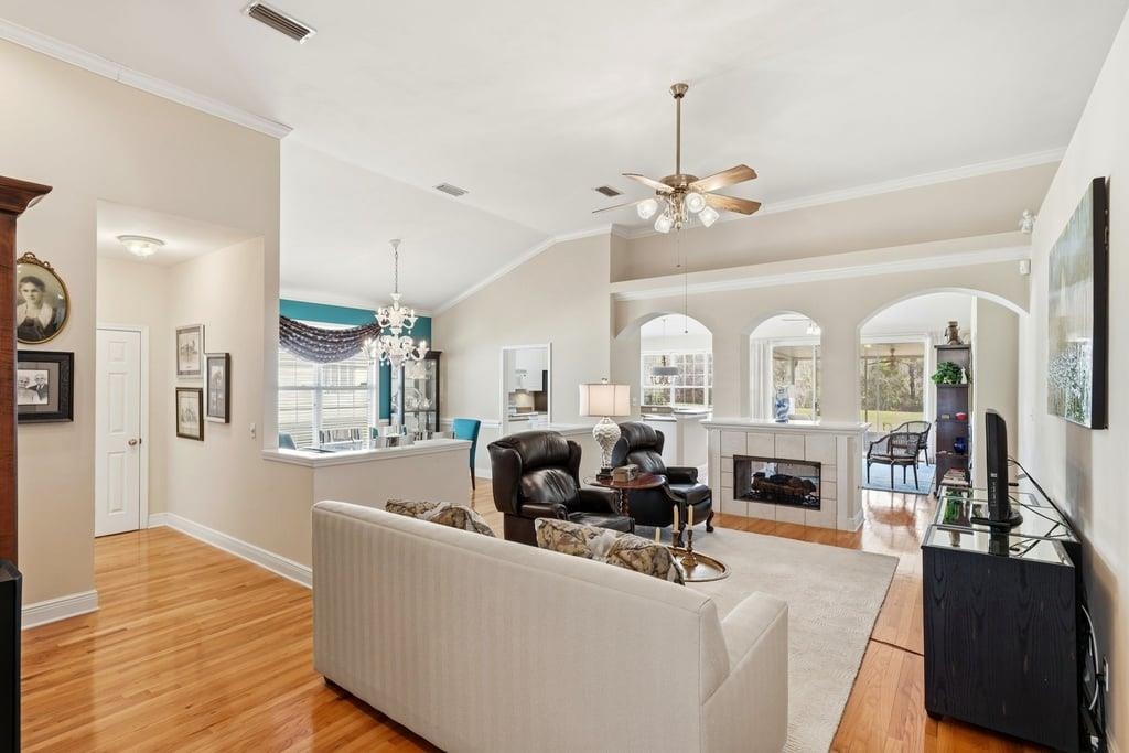 3438 Cameron Chase Dr