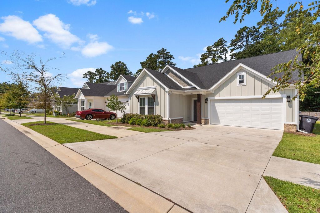 Photo of 8736 Glenoak Trail, Tallahassee, FL 32312 (MLS # 390827)