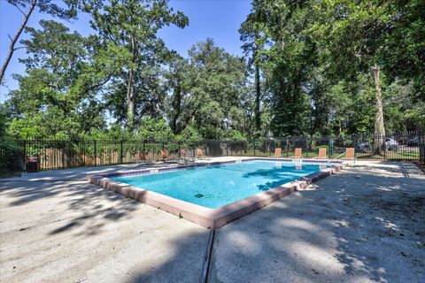 Tiny photo for 2193 Timberwood Circle, Tallahassee, FL 32304 (MLS # 399602)