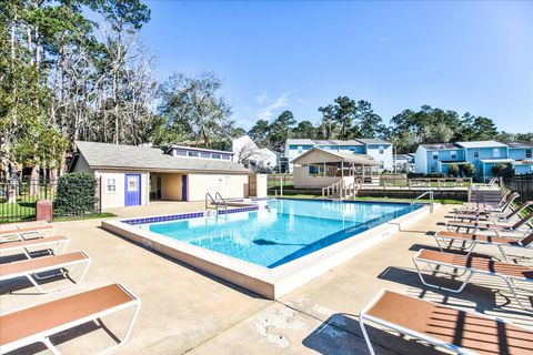 Tiny photo for 2193 Timberwood Circle, Tallahassee, FL 32304 (MLS # 399602)